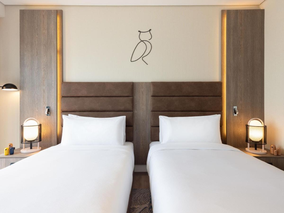 Voco Dubai The Palm By Ihg Hotel Exterior photo