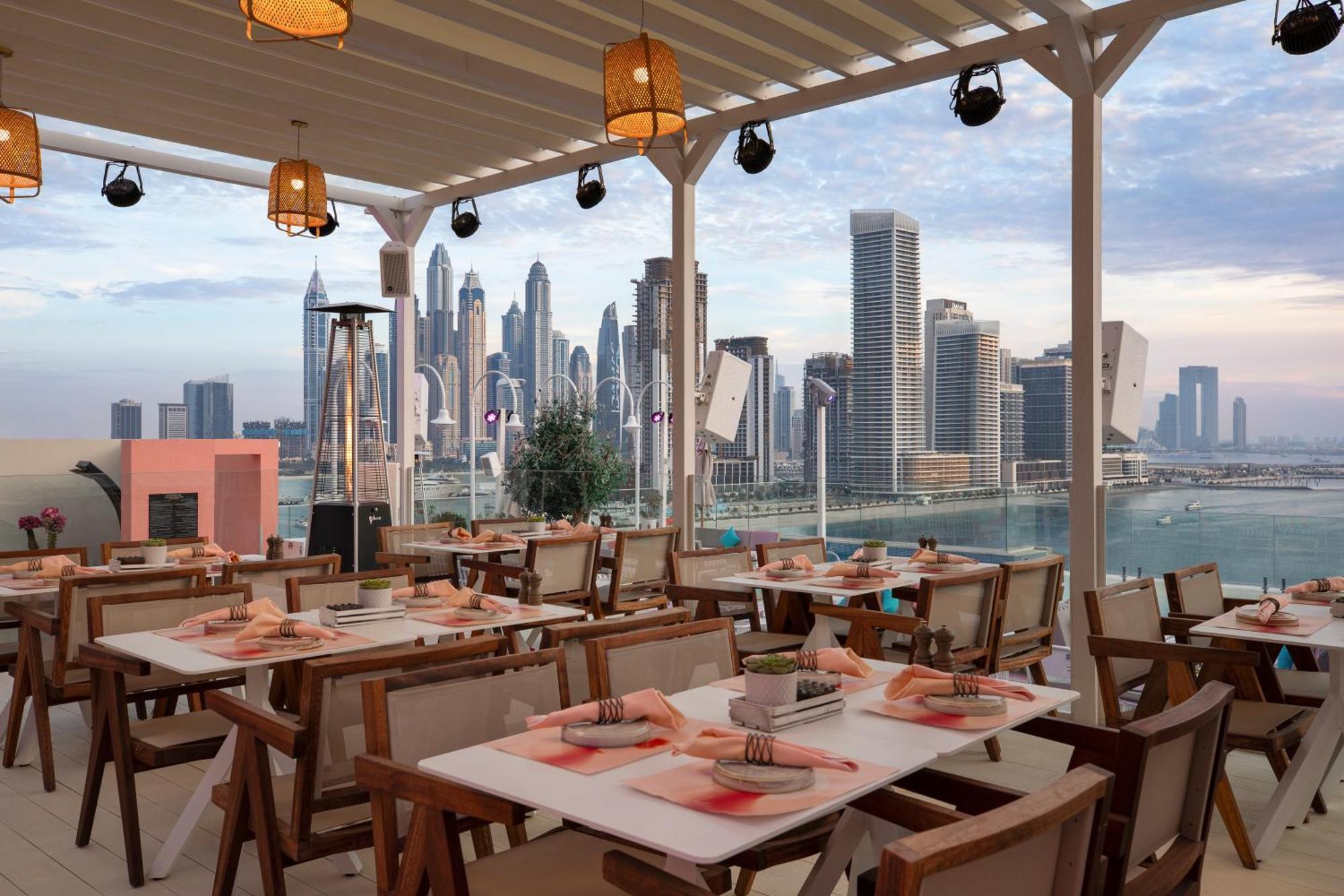 Voco Dubai The Palm By Ihg Hotel Exterior photo